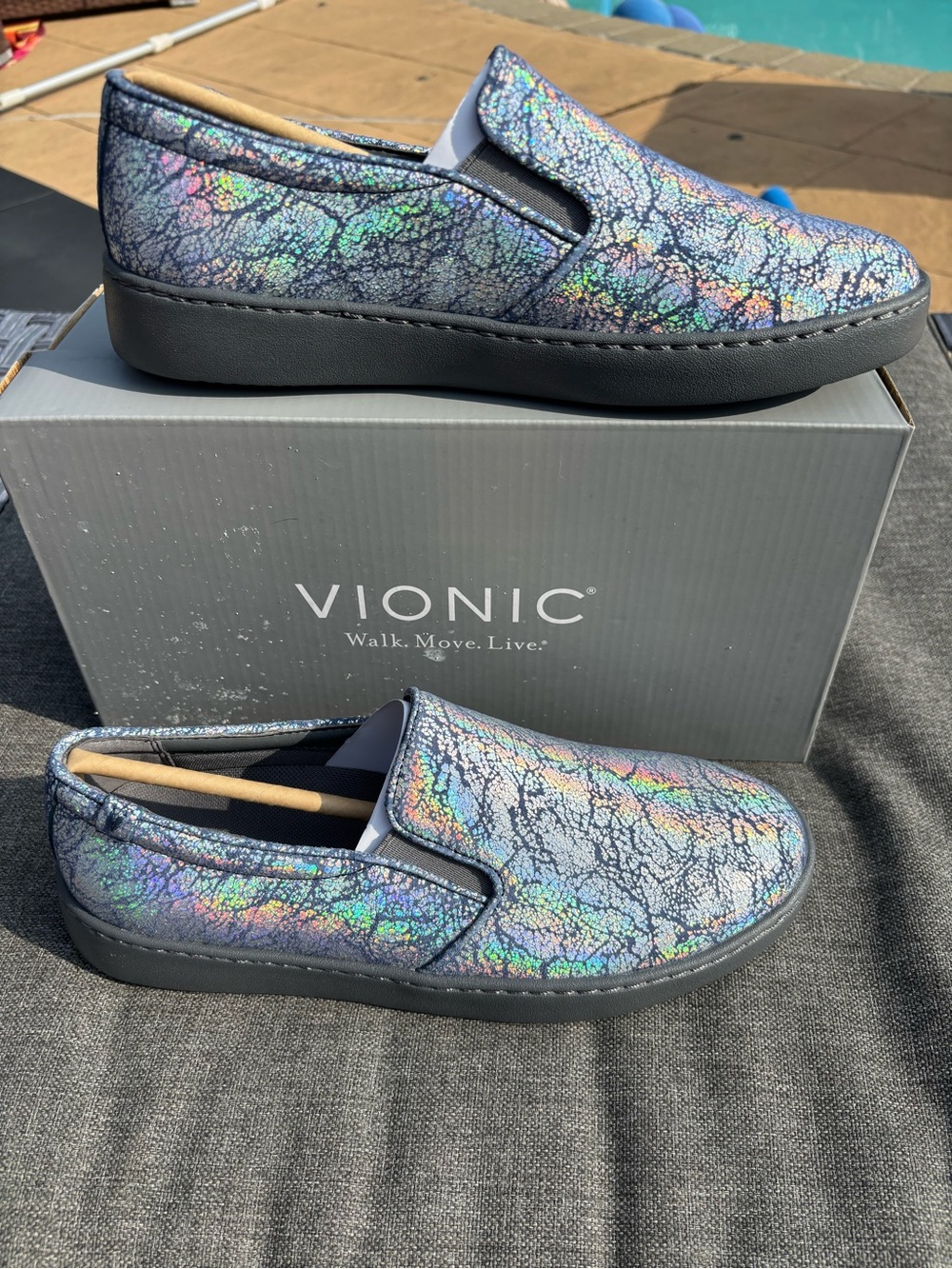 New Vionic Avery Blue Metallic Shoe